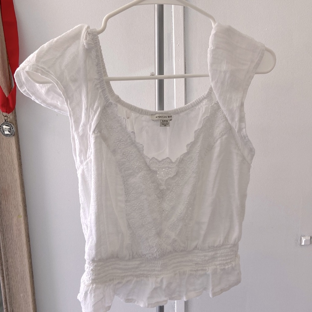 White shirt, is cropped